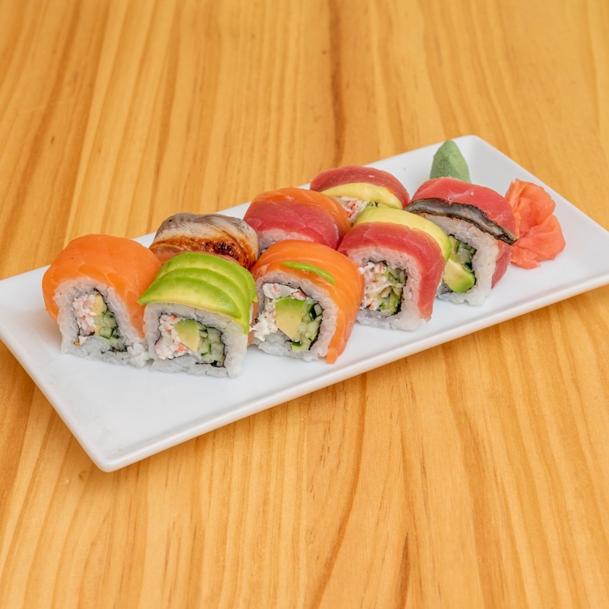 Sushi Deluxe Lunch
