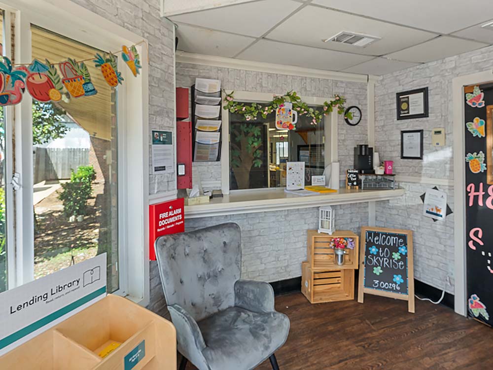 Skyrise School of South Hulen Image