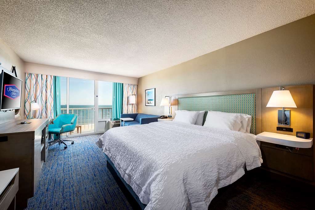 Hampton Inn Virginia Beach-Oceanfront North Image