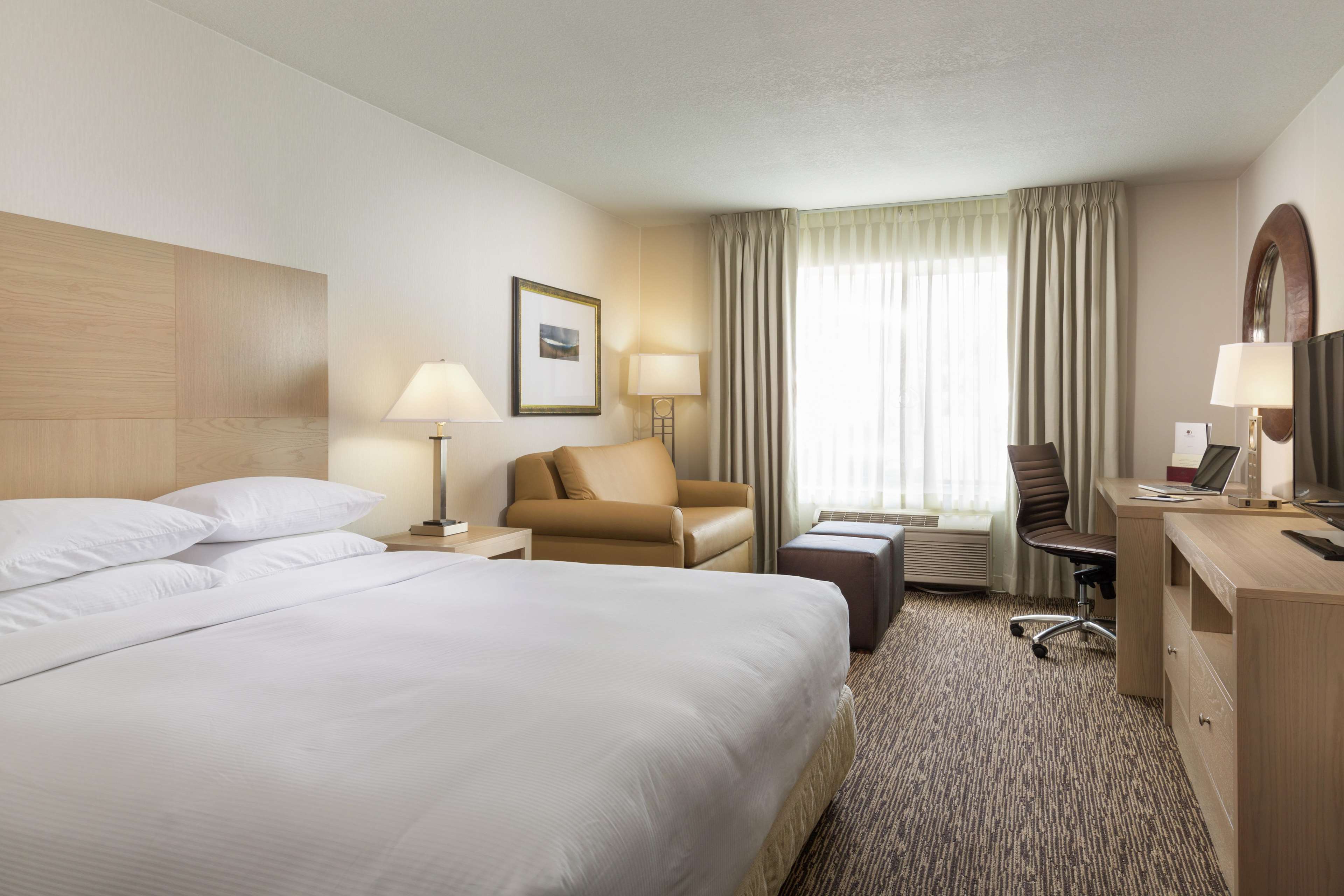 DoubleTree by Hilton Hotel Portland - Tigard Photo