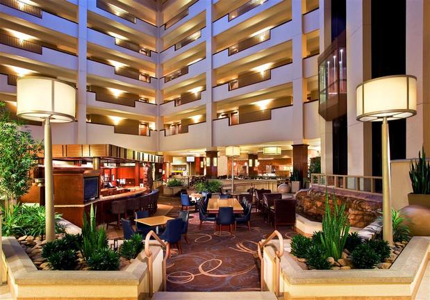 Images Sheraton Sioux Falls & Convention Center