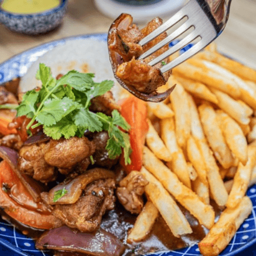 Pollo Saltado