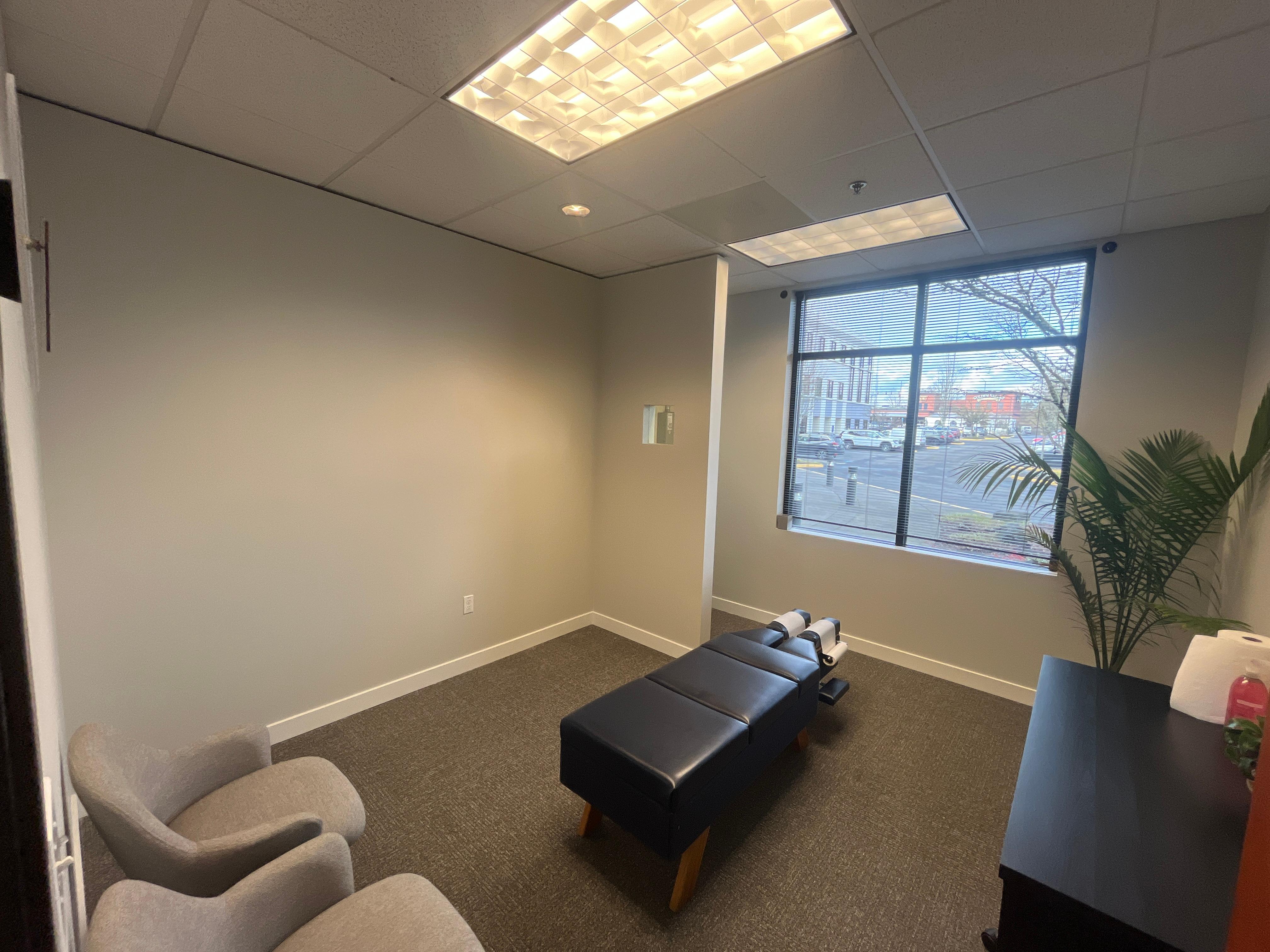 Accident Care Chiropractic Image