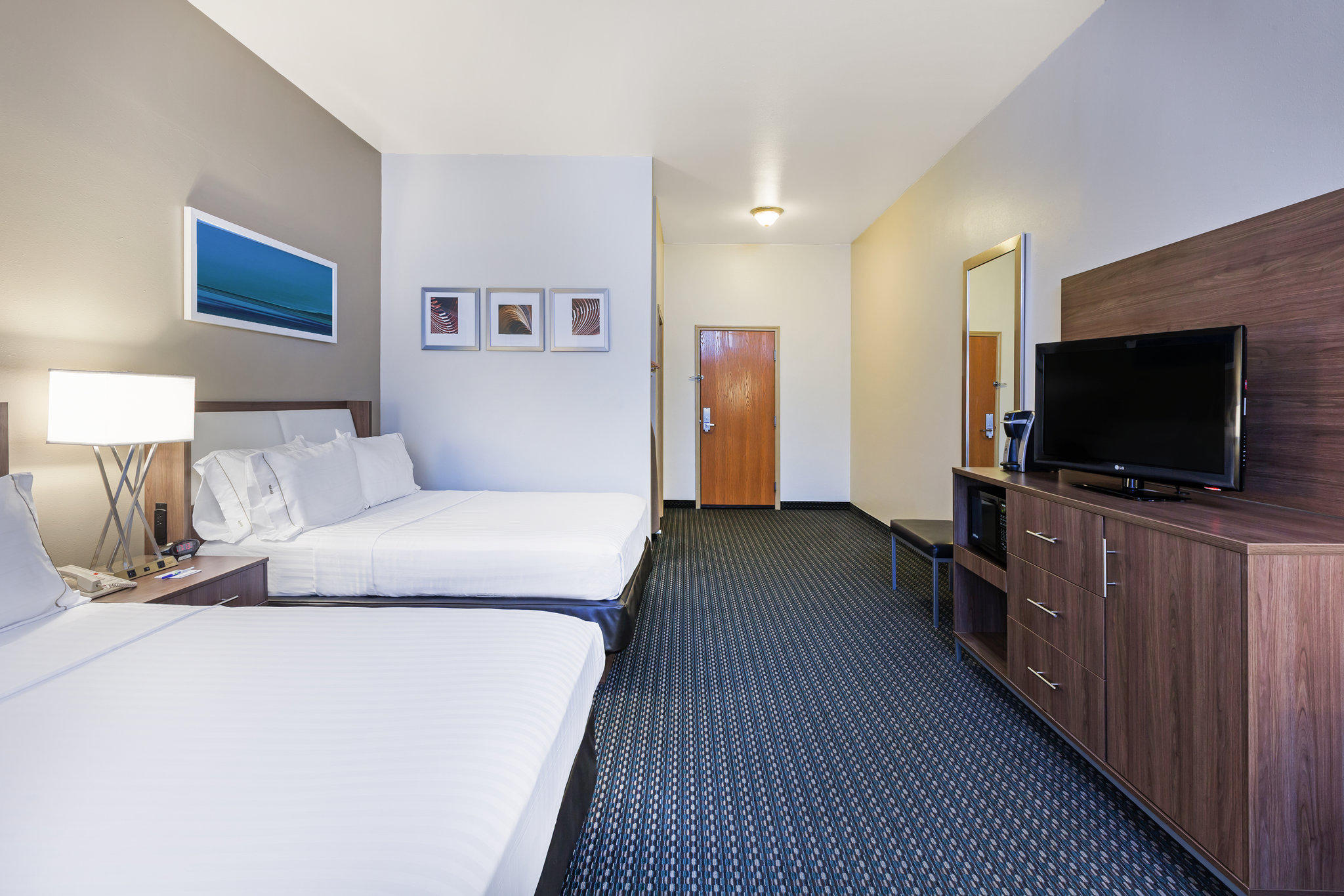 Holiday Inn Express & Suites Pharr Photo