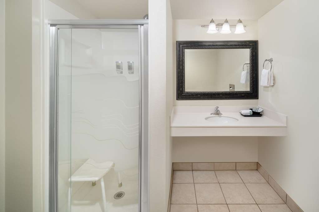 Best Western Red Hills Image