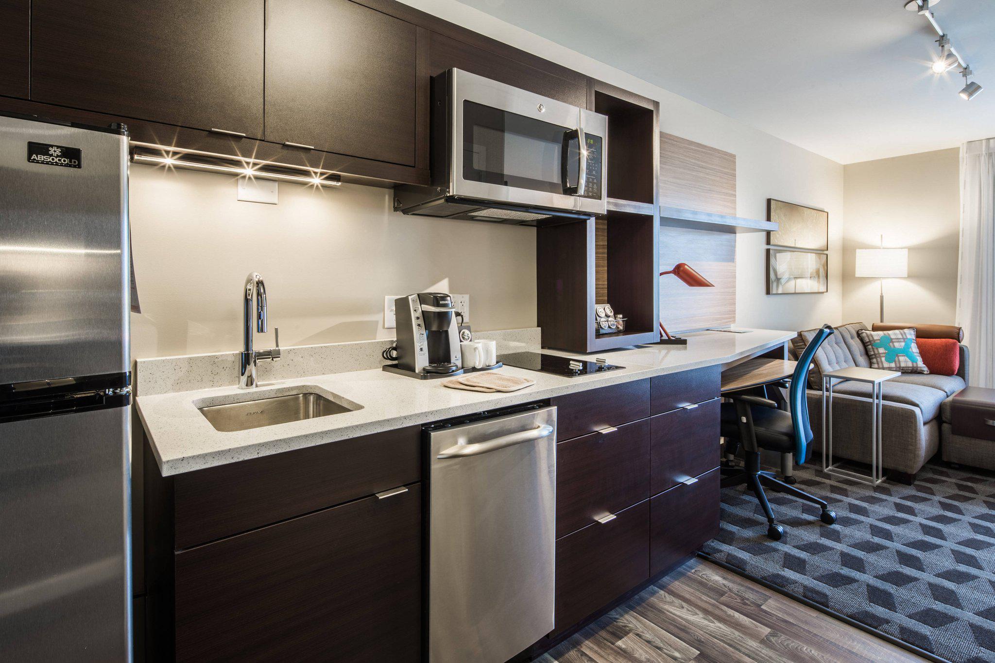 TownePlace Suites by Marriott Cleveland Photo