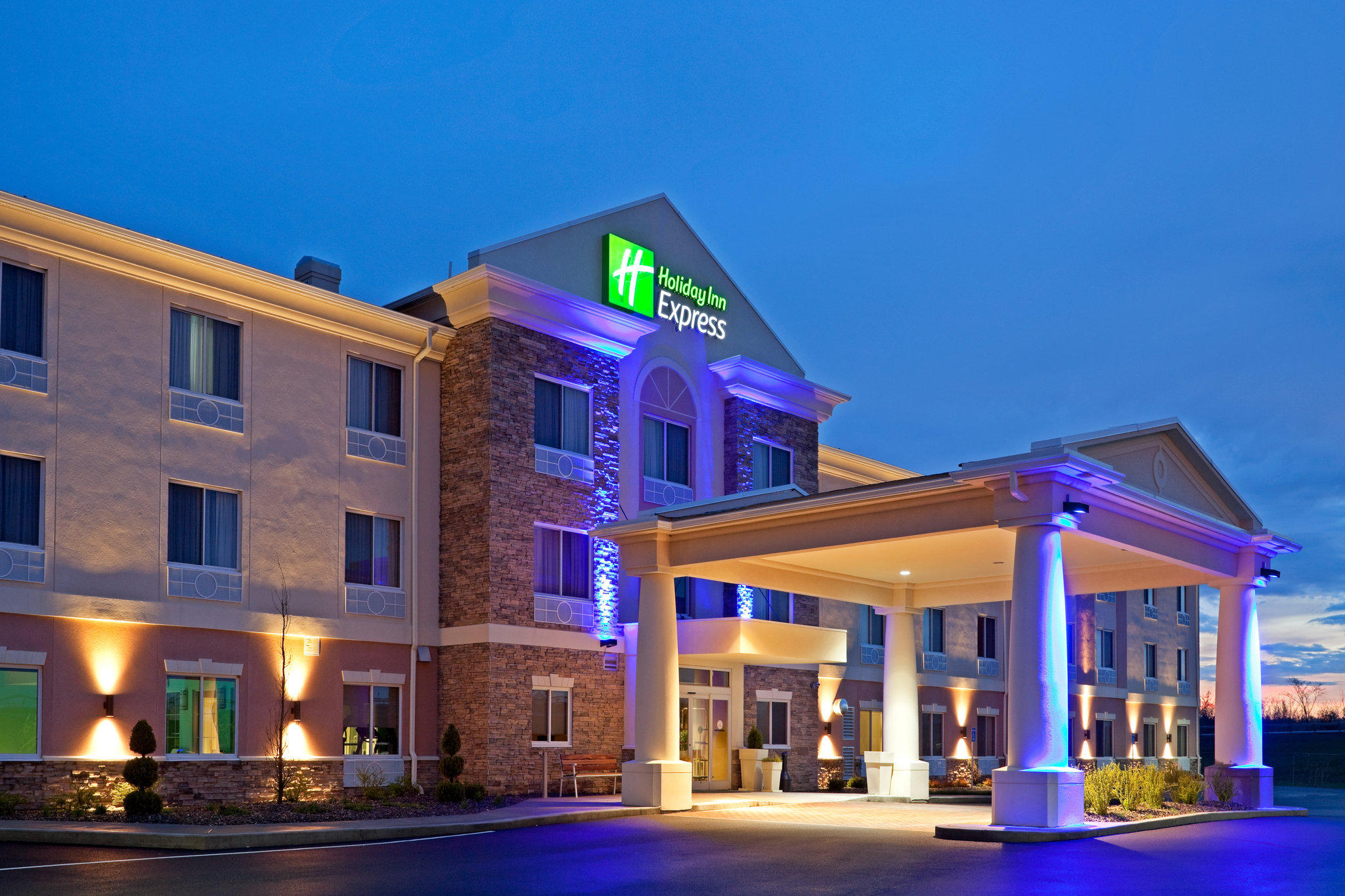 Holiday Inn Express & Suites West Coxsackie Photo