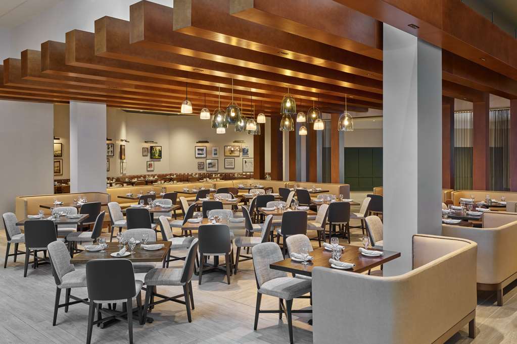 Hilton Atlanta Airport Image