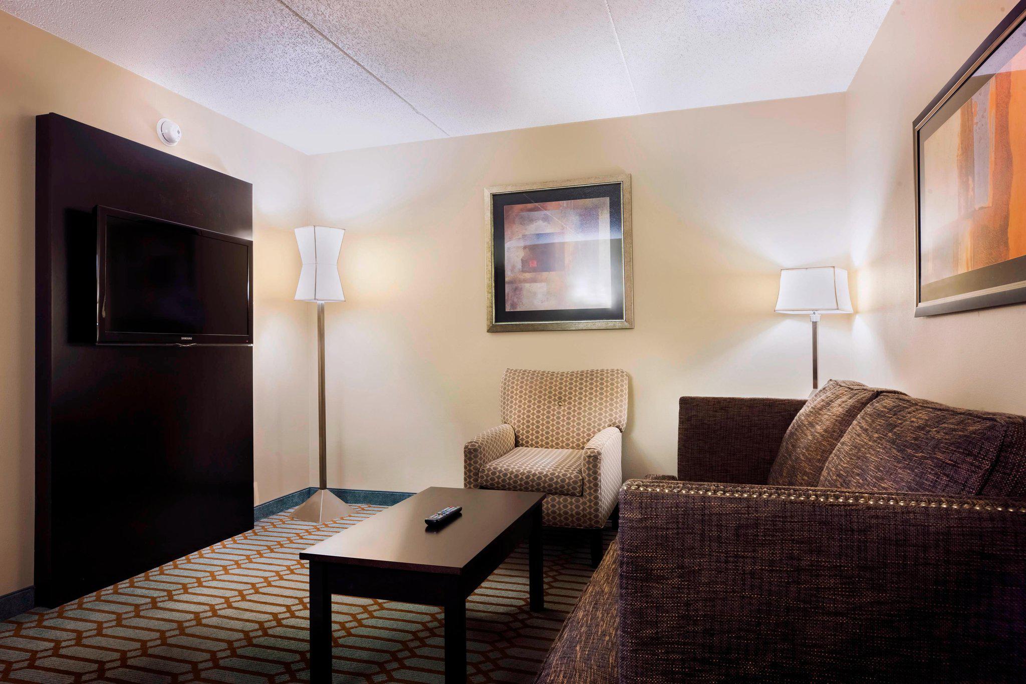 Delta Hotels by Marriott Fargo Photo