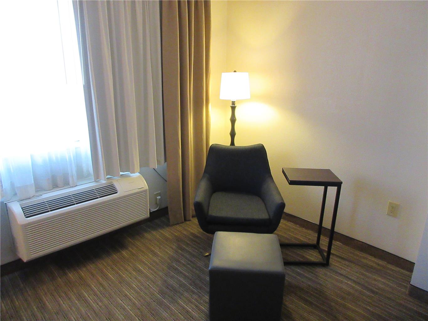 Best Western Champions Forest Inn and Suites Image