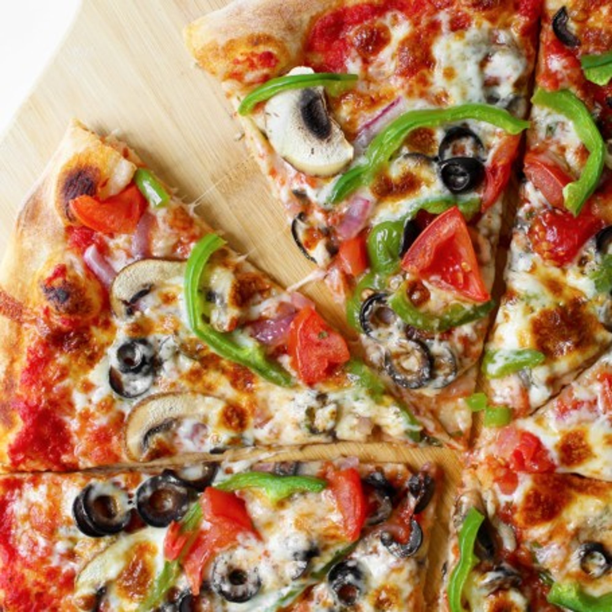 Veggie Delight Pizza (14" Cauliflower Crust)