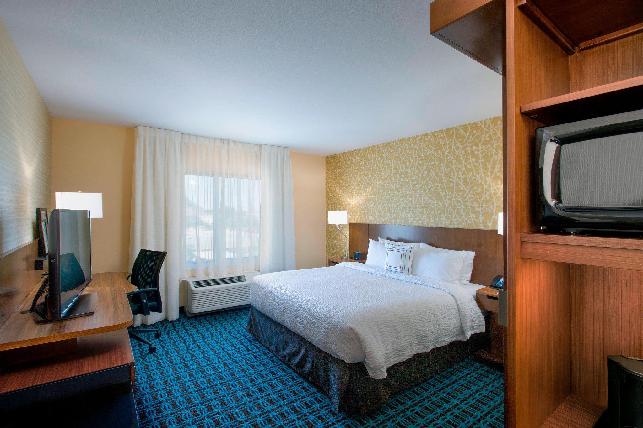 Fairfield Inn & Suites by Marriott Phoenix Tempe/Airport Photo