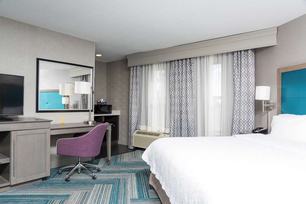 Hampton Inn Midland Image