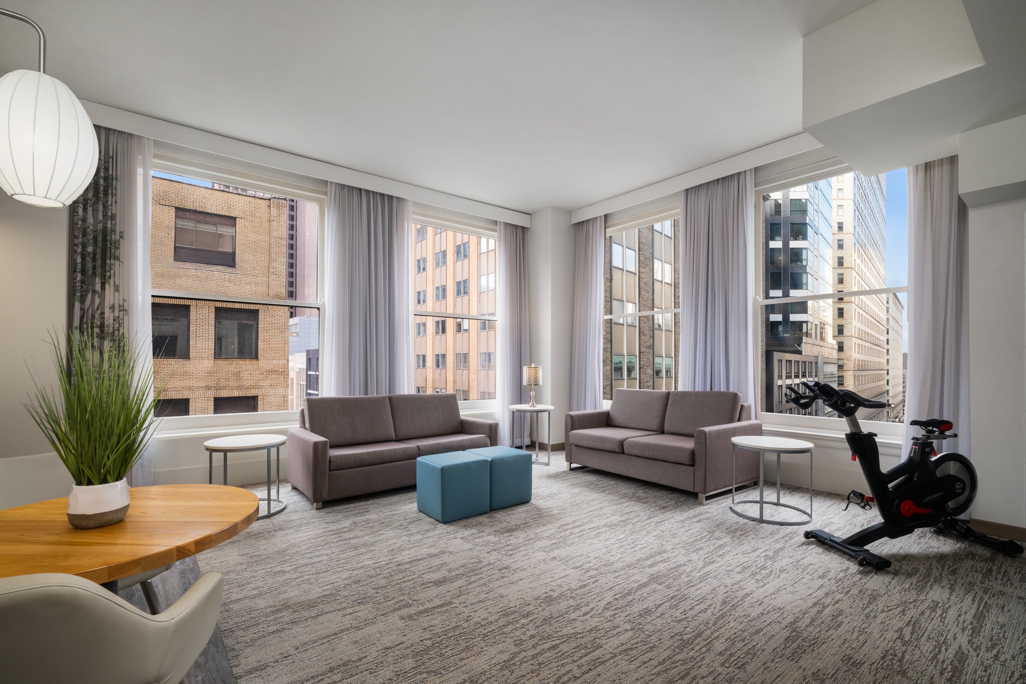 EVEN Hotel Pittsburgh Downtown by IHG Image