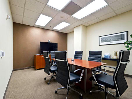 Regus - California, Woodland Hills - Trillium Towers Center Photo