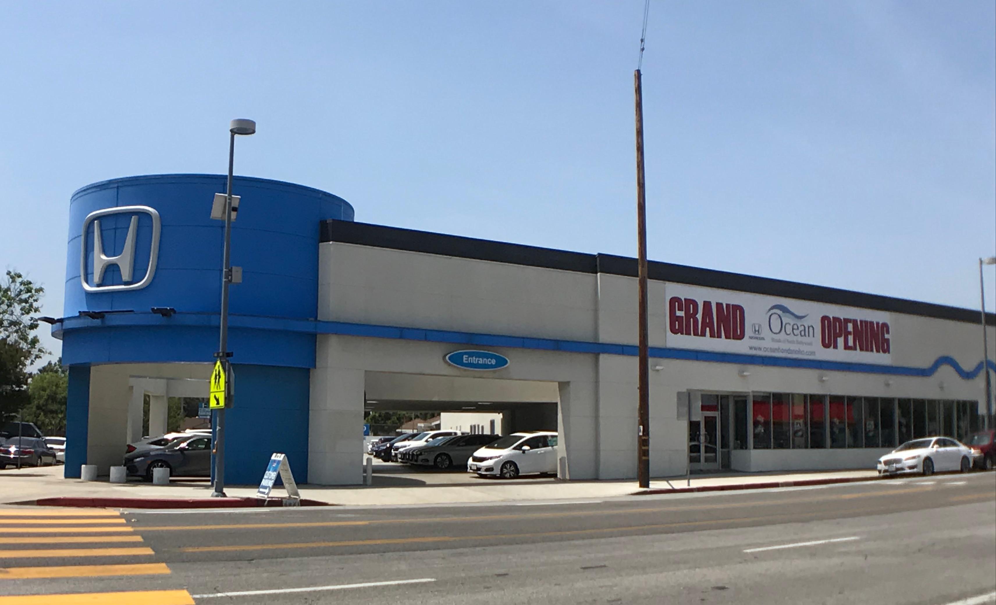 Ocean Honda of North Hollywood Photo