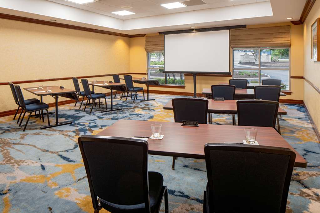 Hilton San Antonio Hill Country Image