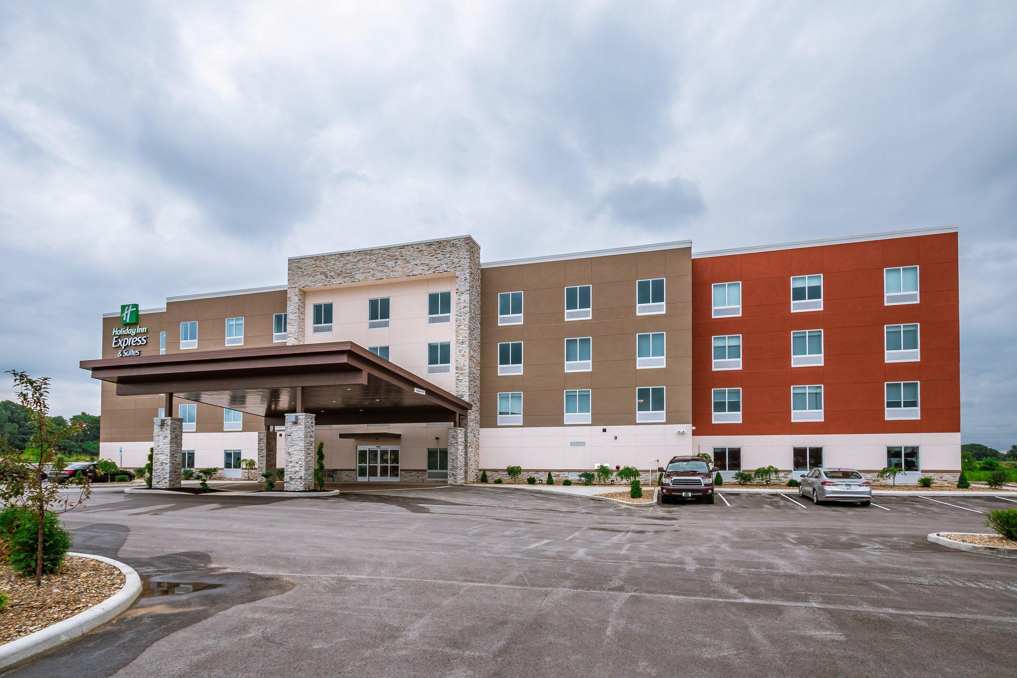 Holiday Inn Express & Suites South Bend - South Photo