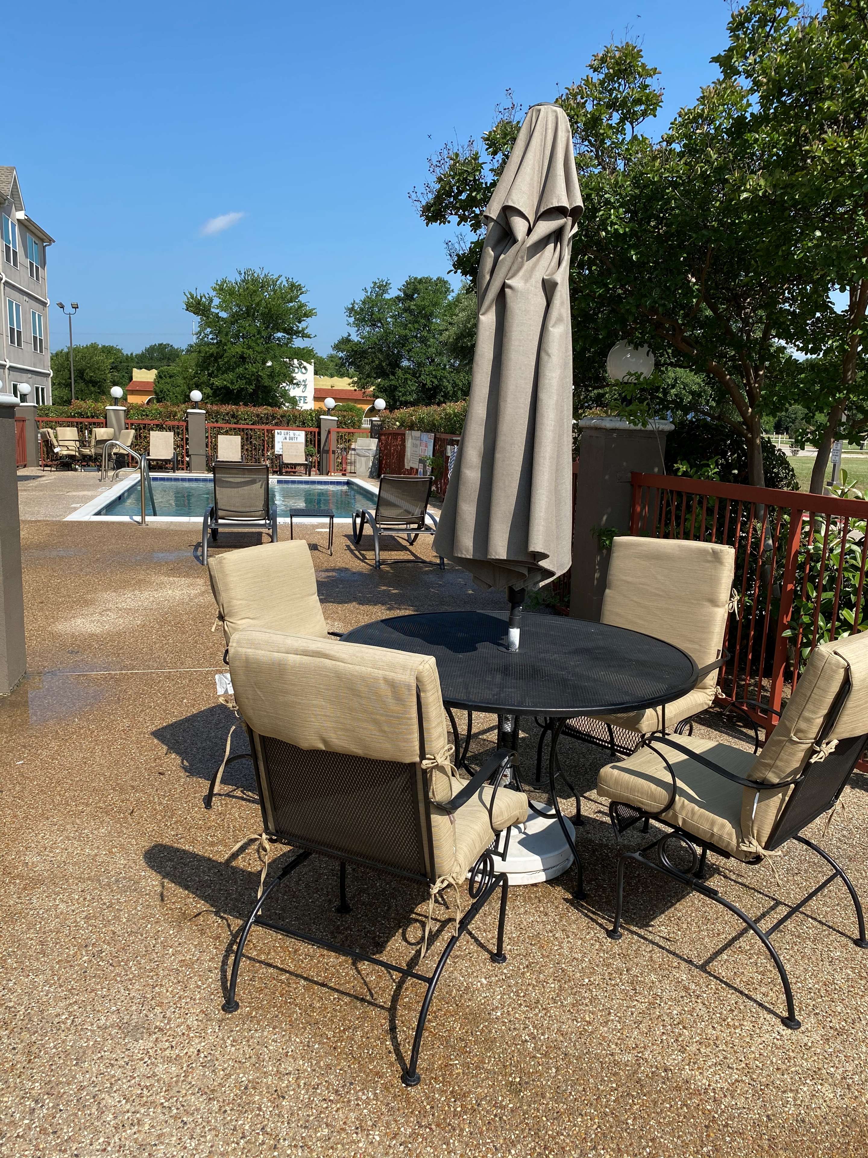 Country Inn & Suites by Radisson, Fort Worth, TX Photo