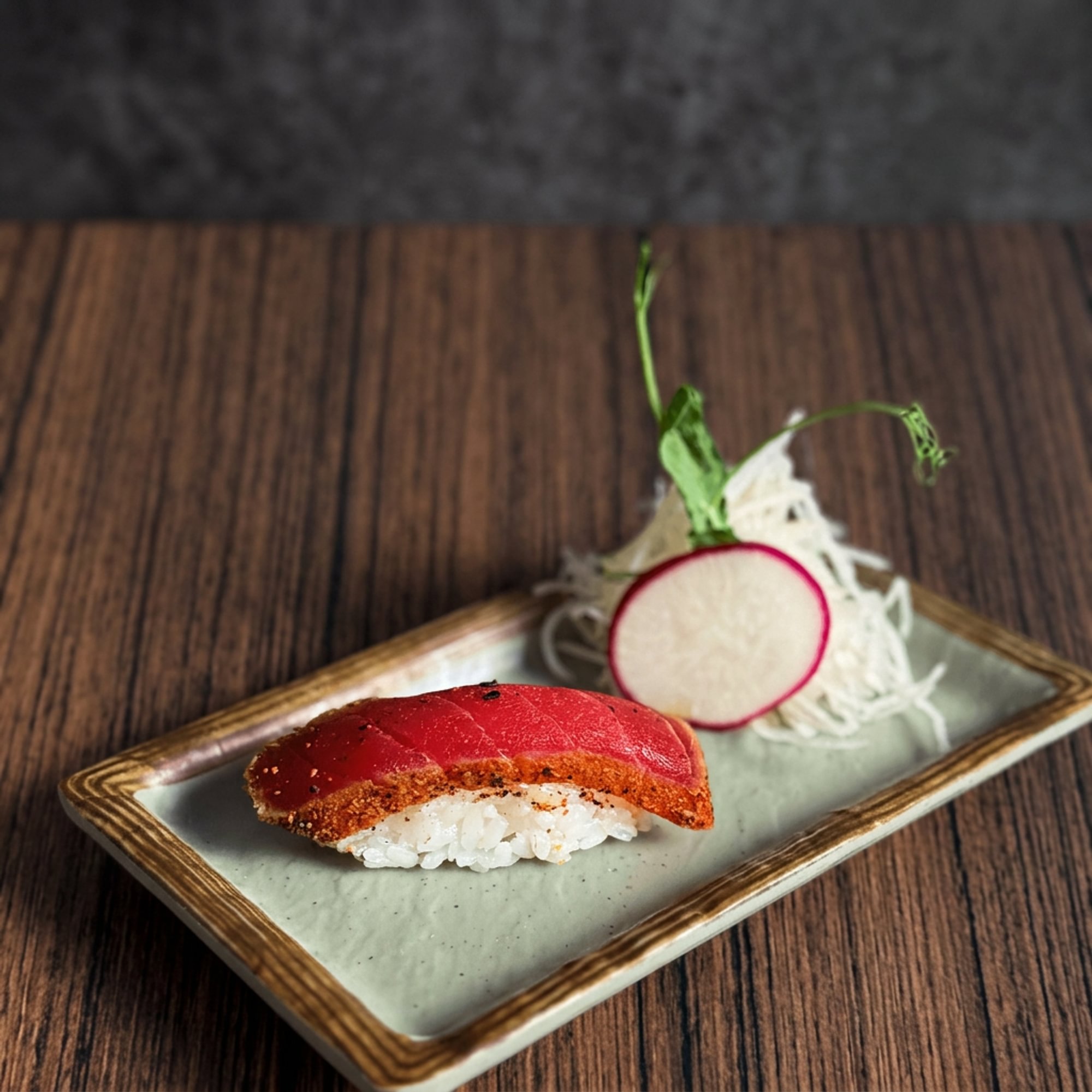 Pepper Tuna Sushi