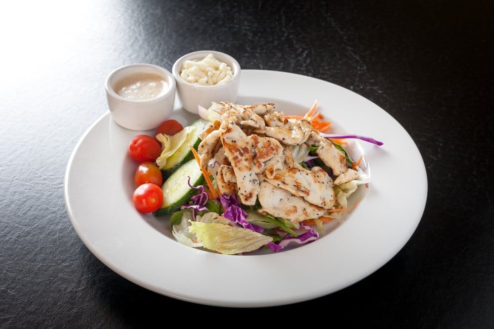 ASIAN GRILLED CHICKEN SALAD