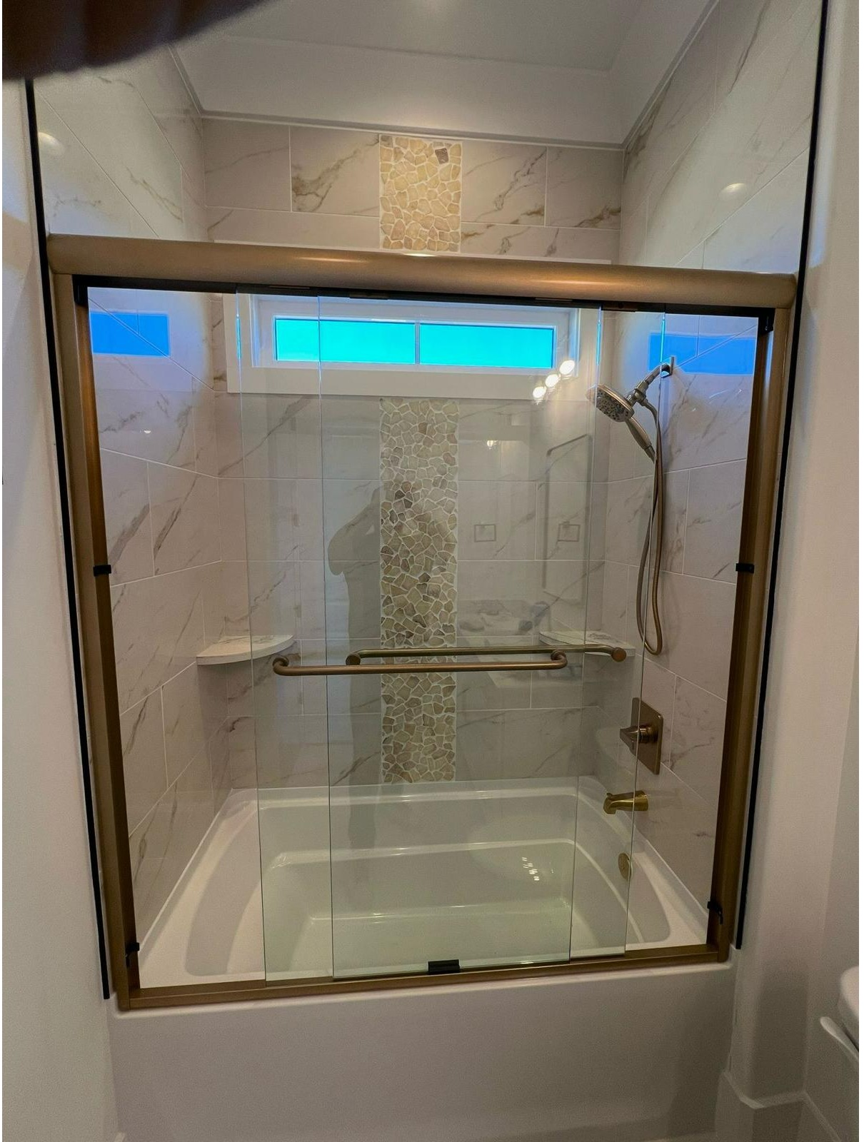 Southern Glass Pros Image