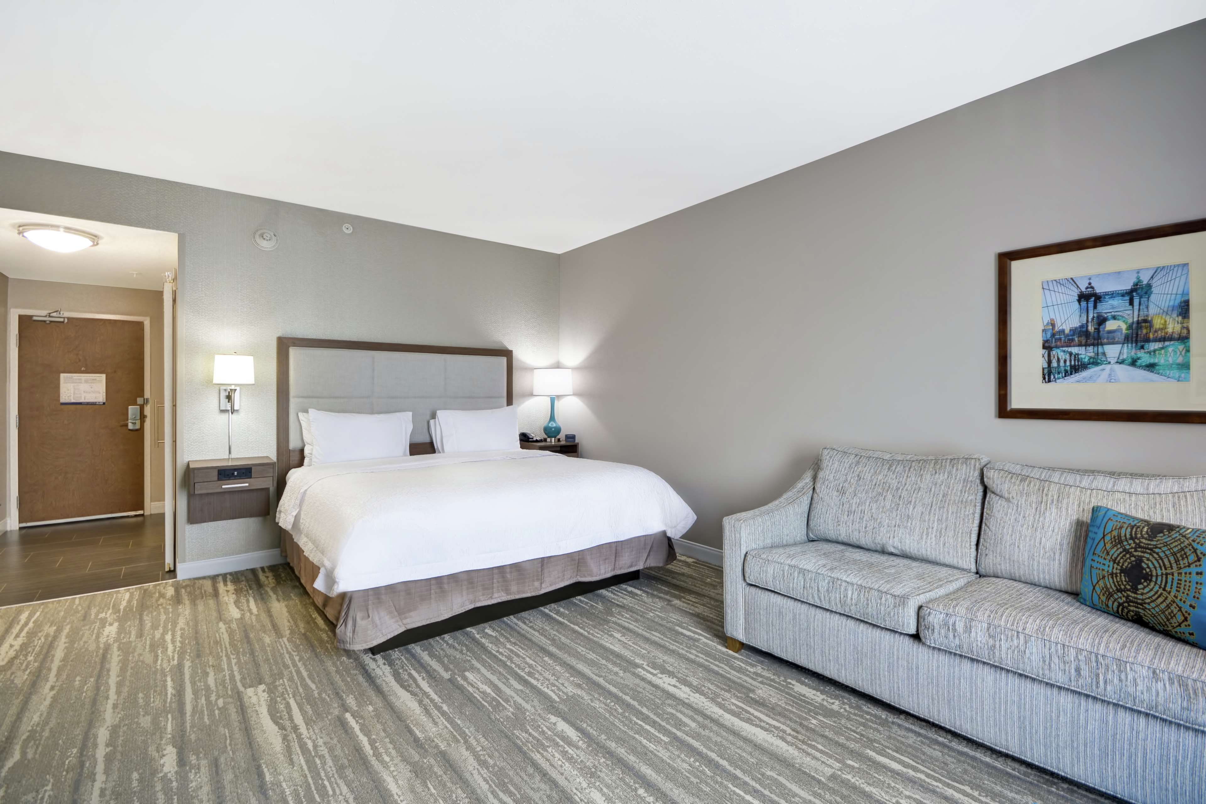 Hampton Inn Cincinnati/Blue Ash Photo