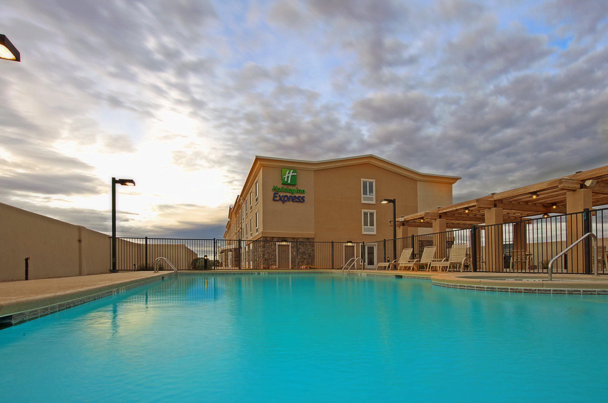 Holiday Inn Express Sierra Vista Photo