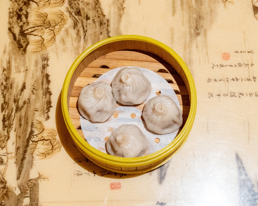 Pork Soup Dumplings 豬肉小笼包 4pc