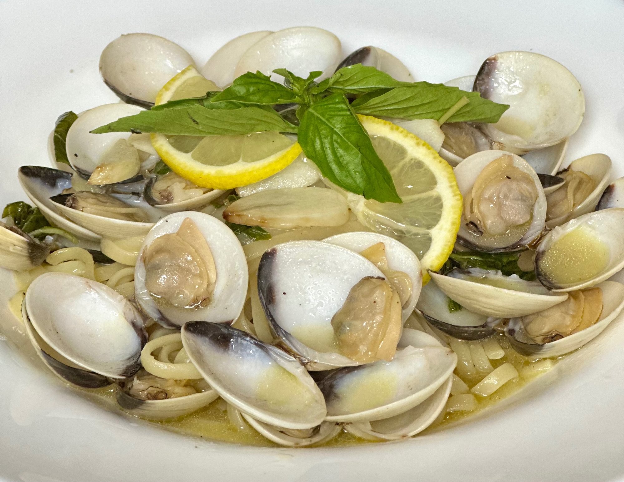 Linguine w/ Clam Sauce