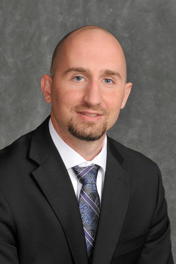 Edward Jones - Financial Advisor: David Hennings Photo