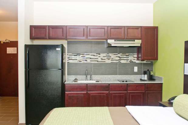 Images Best Western Plus Pratt