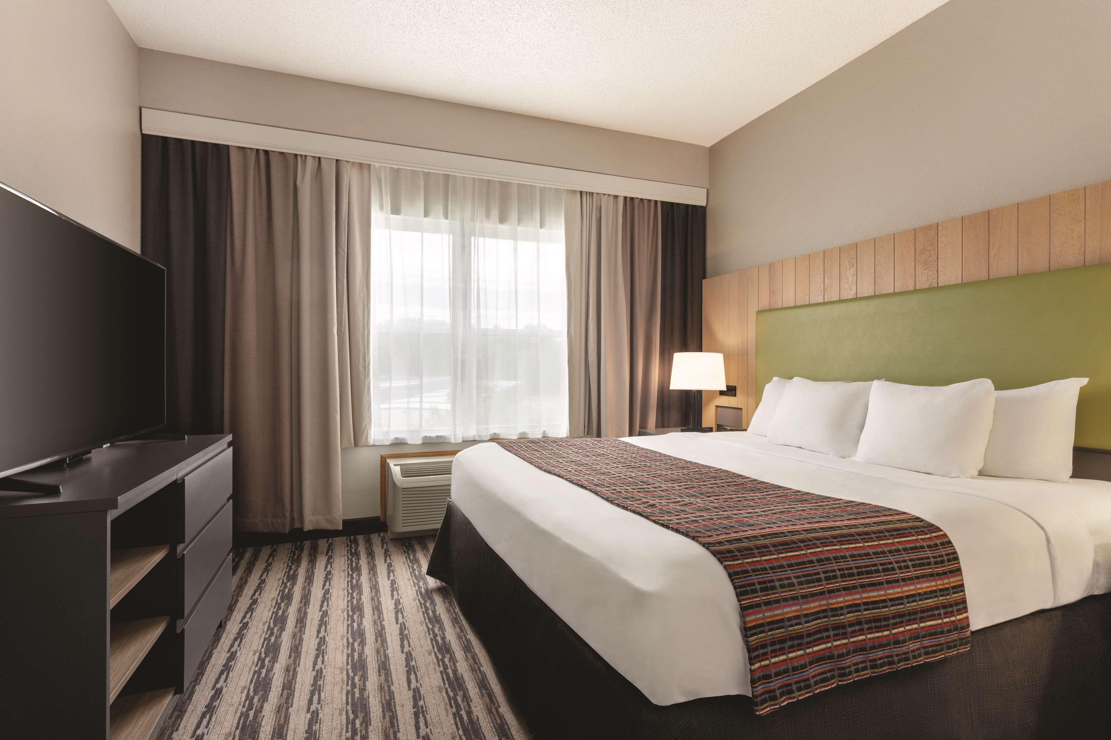 Country Inn & Suites by Radisson, Nashville Airport East, TN Photo