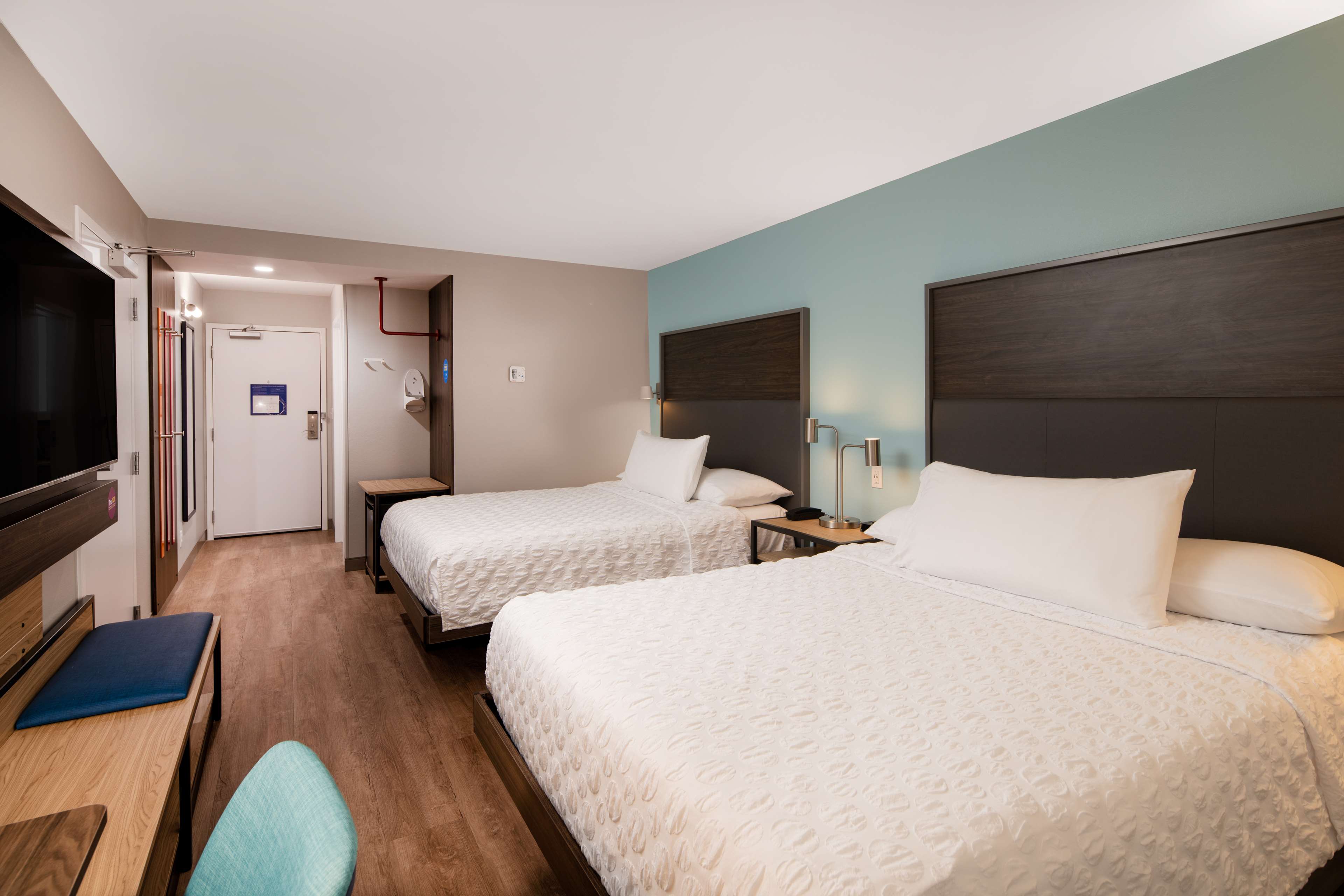 Tru by Hilton Rock Hill, 800 Galleria Blvd., Rock Hill, SC, Hotels