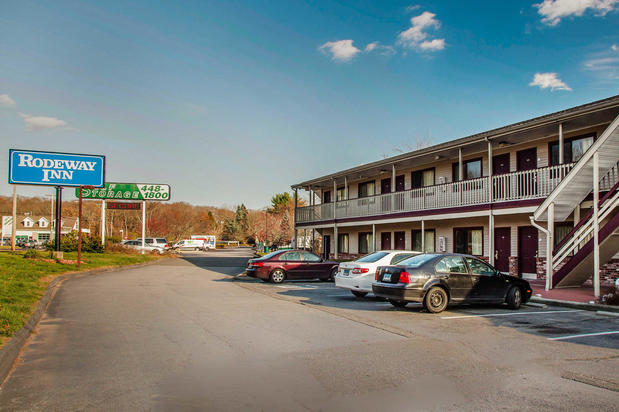 Images Rodeway Inn