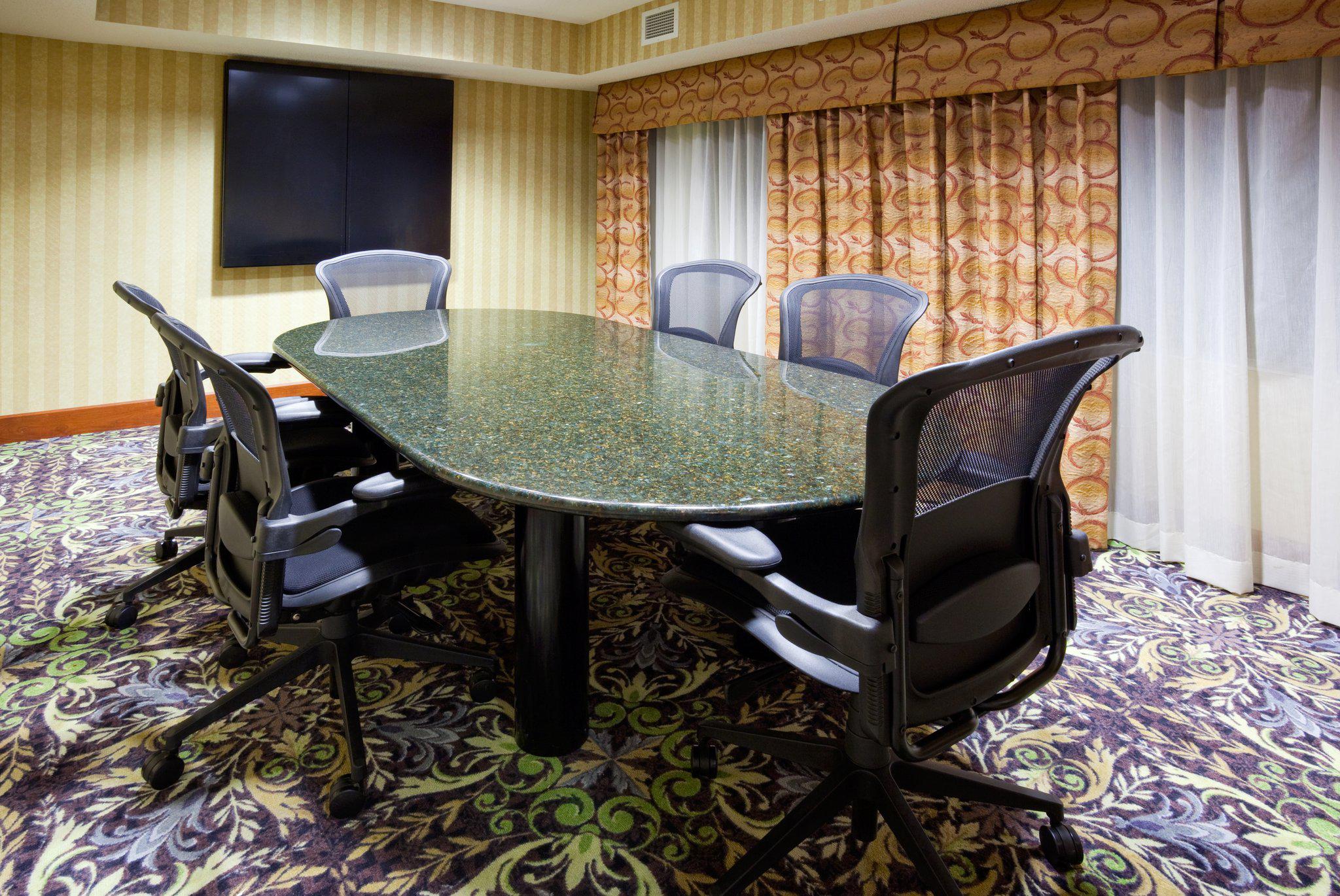 Staybridge Suites Mpls-Maple Grove/Arbor Lakes Photo