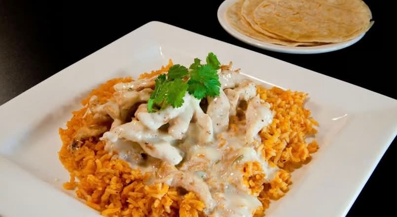 ARROZ CON POLLO