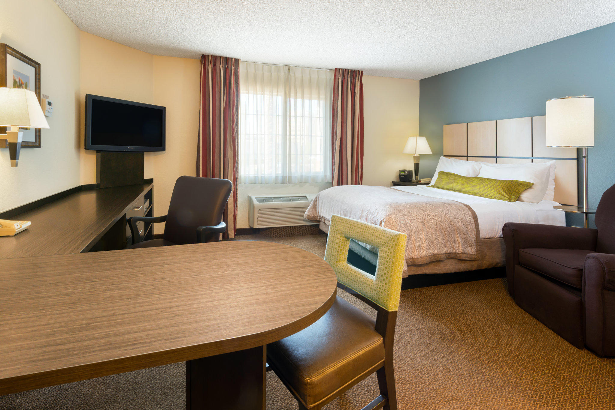 Candlewood Suites Chicago-O`Hare Photo