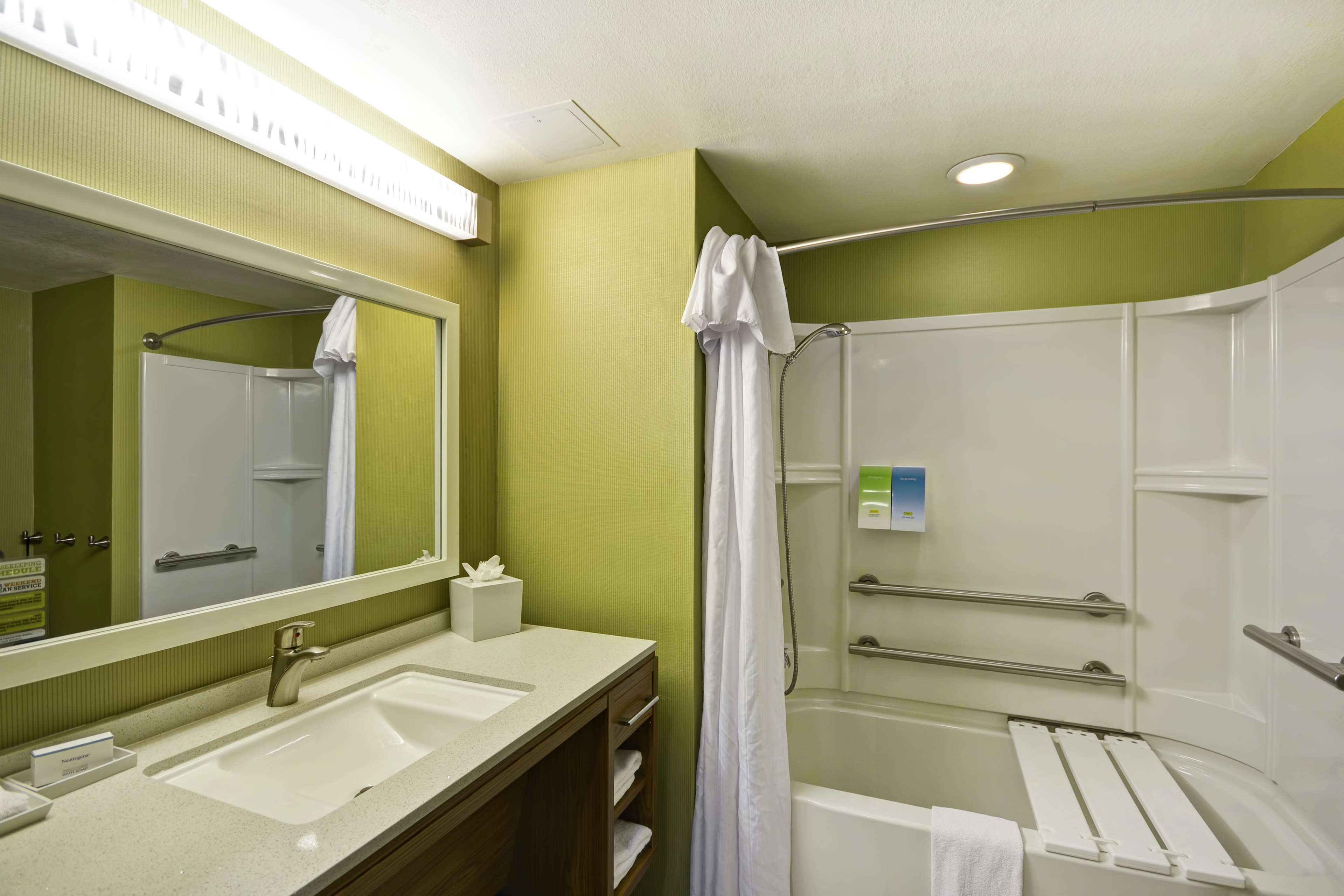 Home2 Suites by Hilton Rochester Henrietta, NY Photo