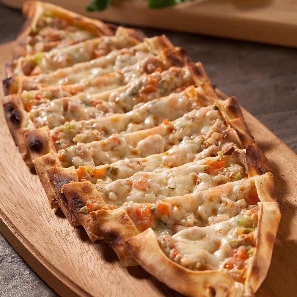 Pide with Chicken Stews