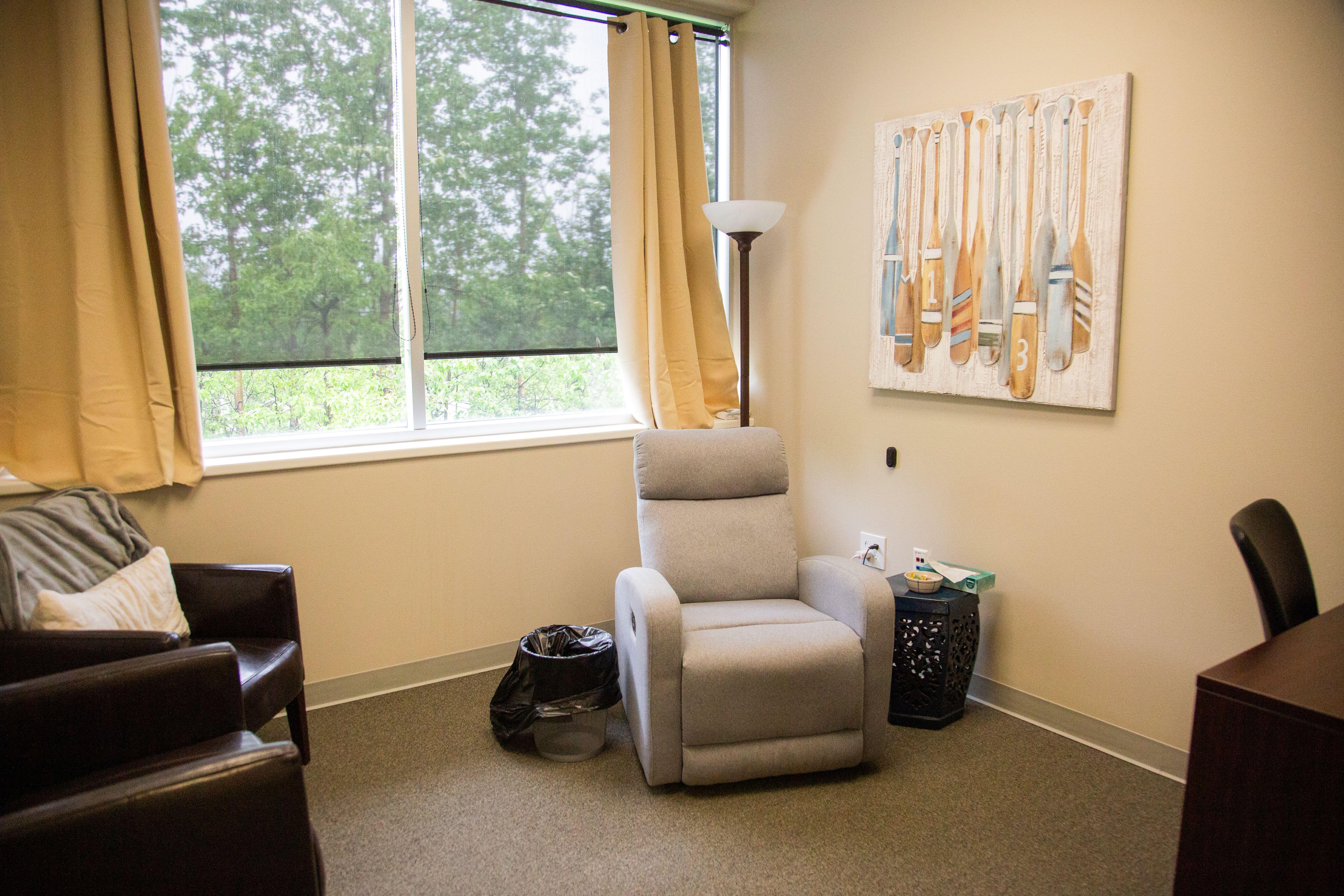 Headlight Therapists and Psychiatric Services Wasilla Image