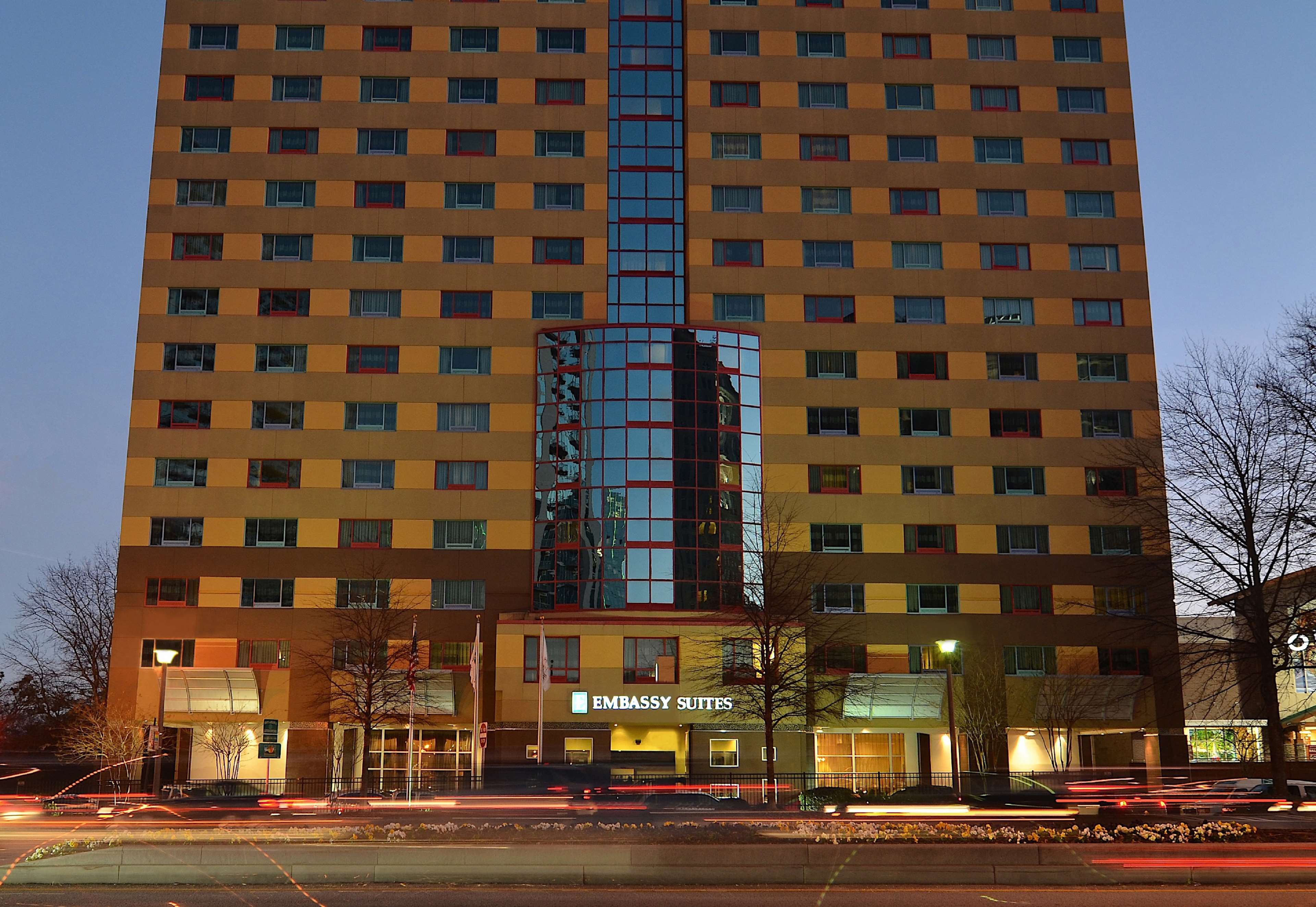 Embassy Suites by Hilton Atlanta Buckhead Photo
