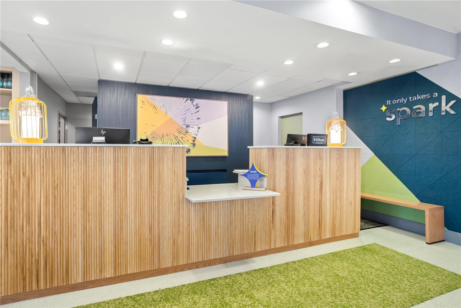 Spark by Hilton Bettendorf Quad Cities Image