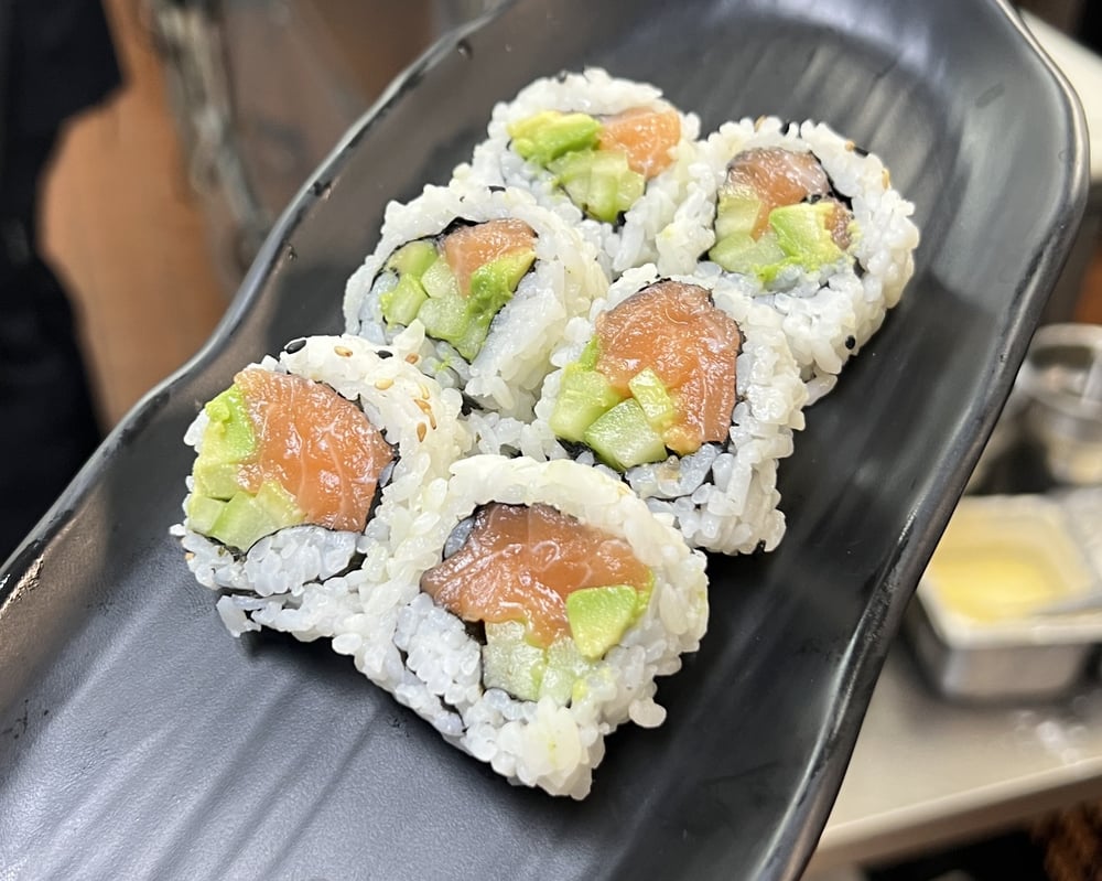 Salmon roll