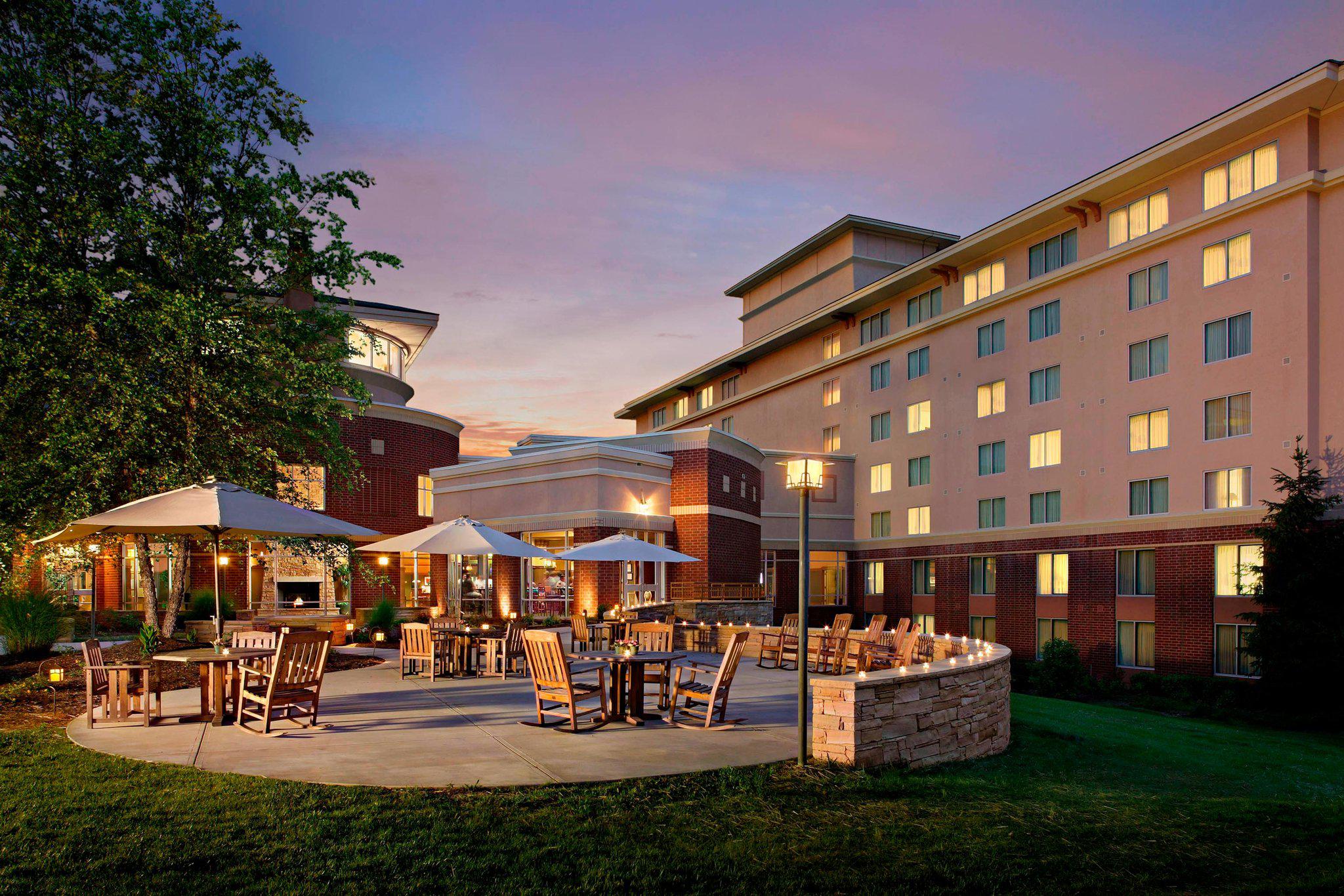 MeadowView Conference Resort & Convention Center Photo