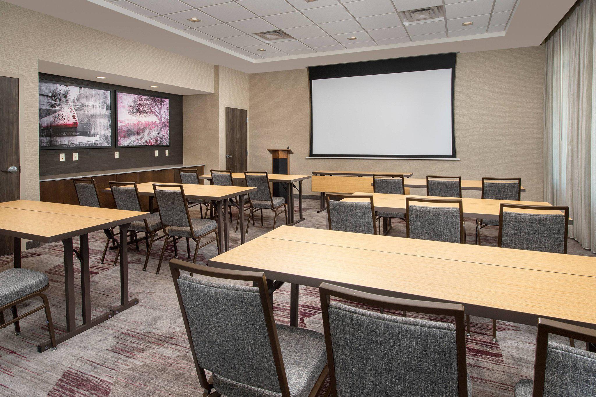 Courtyard by Marriott Las Cruces at NMSU Photo
