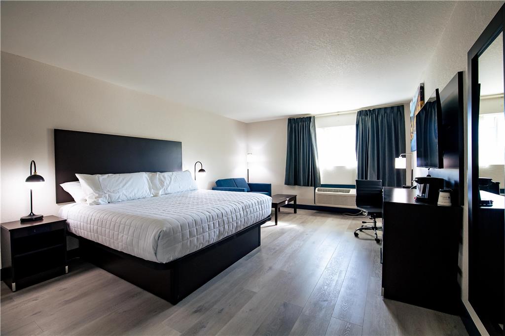 SureStay by Best Western Forsyth Image