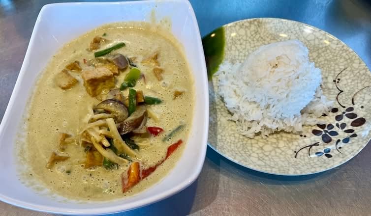 DS Green Curry Seafood