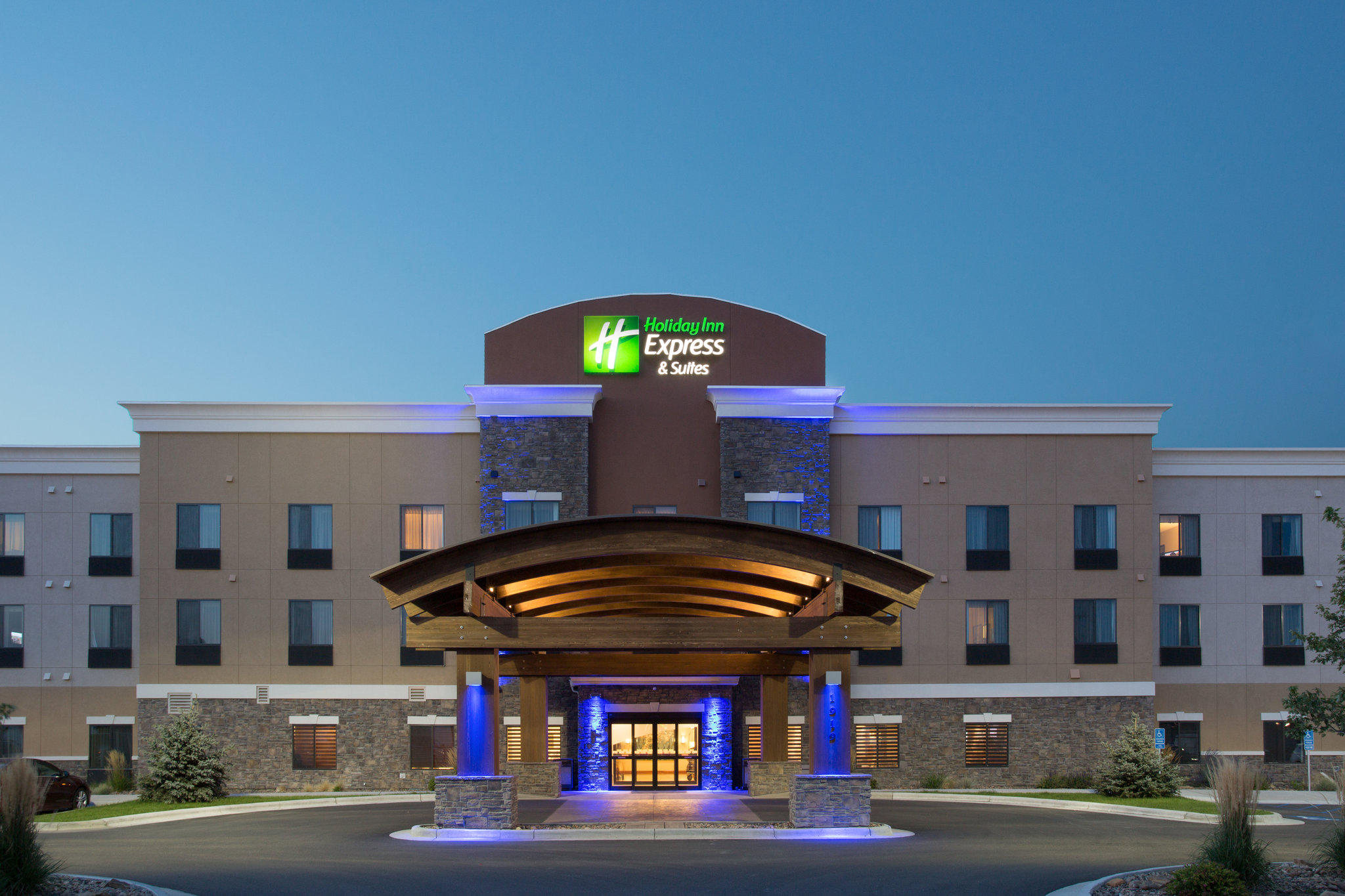 Holiday Inn Express & Suites Glendive Photo