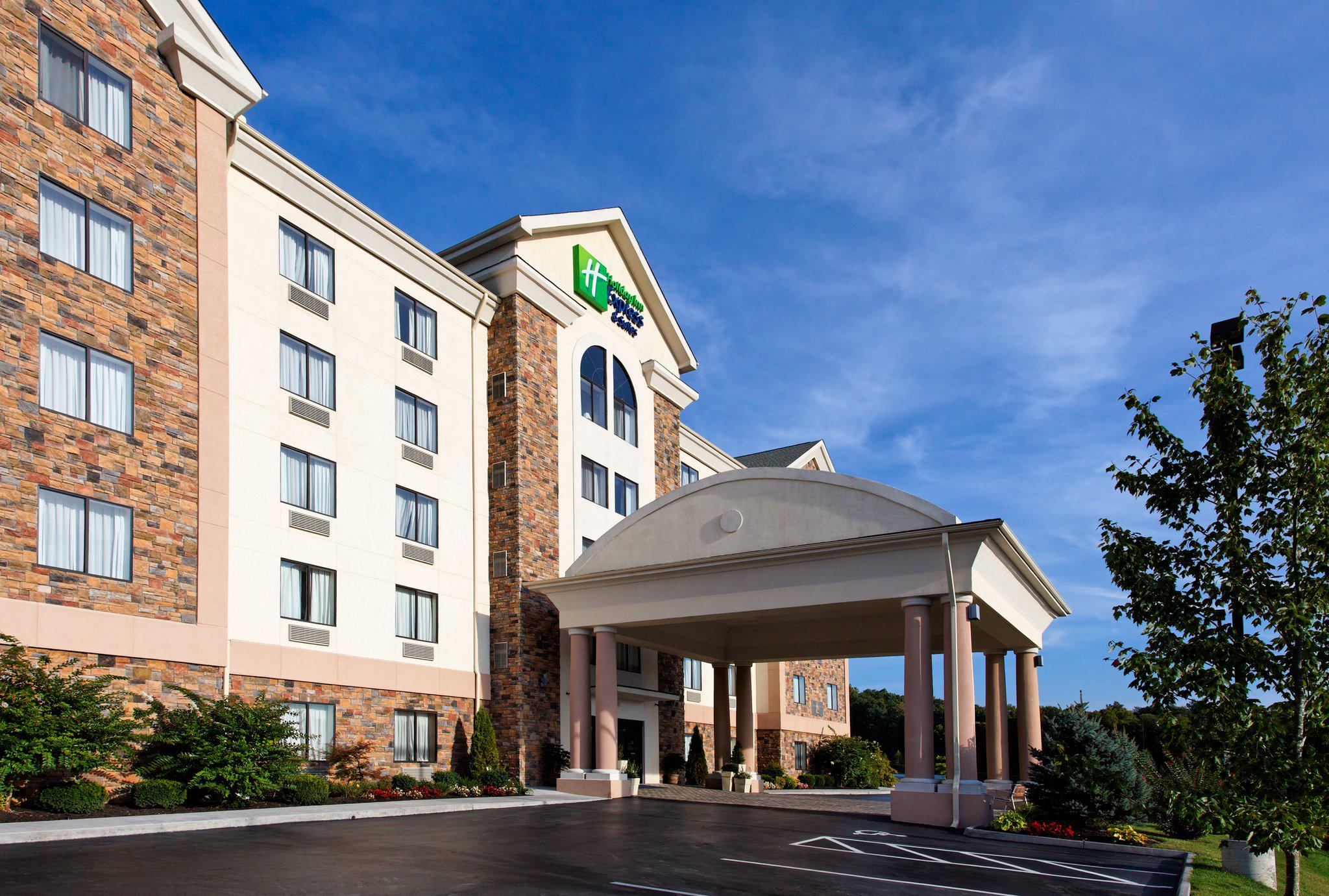 Holiday Inn Express & Suites Kingsport-Meadowview I-26 Photo